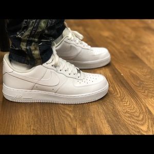 Meet your Posher, Derrick